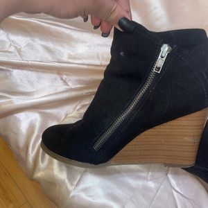 ankle boots